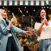 Punya Kebiasaan Minum Soda? Awas, 7 Hal Ini Bisa Berdampak Pada Tubuh!