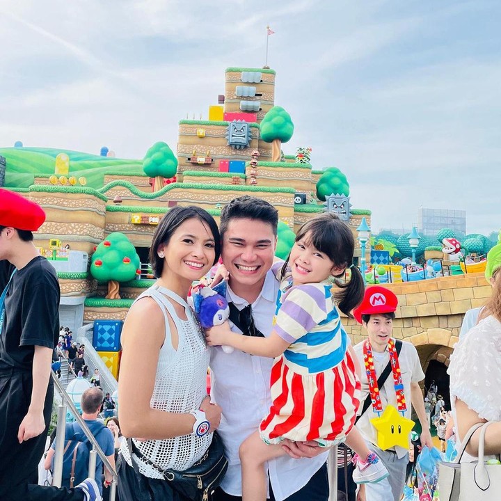 <p>Alih-alih melihat keharmonisan keluarga kecil ini, banyak netizen yang salah fokus dengan penampilan salah satu pemain film <em>Heart</em> ini, Bunda. (Foto: Instagram@septriasaacha)</p>