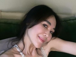 Ina Thomas Pamer Wajah Sebelum dan Sesudah Operasi Plastik di Korea