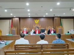 Hakim Tolak Eksepsi Irwan Hermawan di Kasus BTS 4G Kominfo