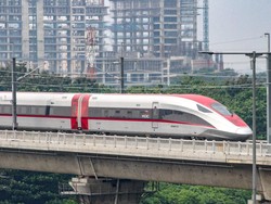 Indonesia Negara Pertama di Asia Tenggara yang Operasikan Kereta Cepat