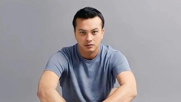 img-title Sosok Ini Sebut Nicholas Saputra Hampir Menikah tapi Tak Jadi, Alasannya...