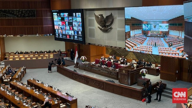 DPR RI resmi mengesahkan RUU tentang APBN 2024 menjadi UU dalam Rapat Paripurna ke-6 Masa Persidangan I 2023-2024 pada Kamis (21/9).