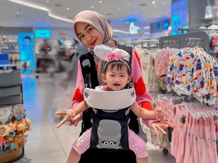 Ria Ricis Berikan Menu MPASI Otak Sapi untuk Moana, Ini Kata Dokter Anak