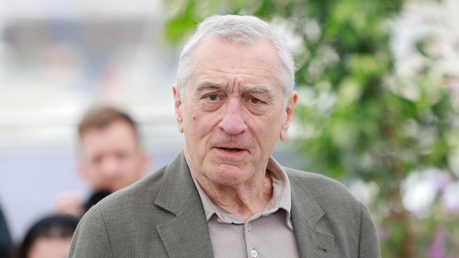 Robert De Niro lors du 76e festival de Cannes le 21 mai 2023. (Photo by Laurent KOFFEL/Gamma-Rapho via Getty Images)
