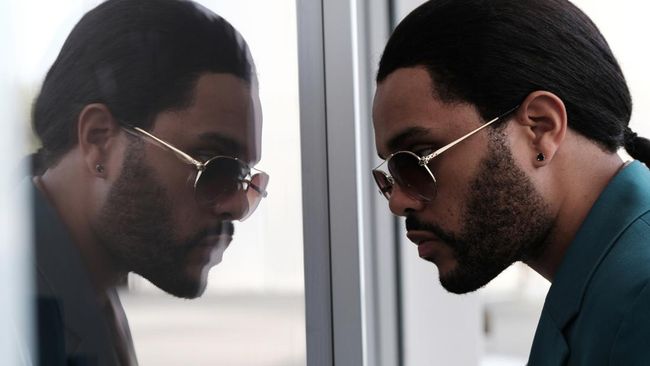 Abel Tesfaye atau The Weeknd bersyukur kisah The Idol berakhir. Ia juga minta bintang yang lain tetap 'tegak' meski serial itu dikritik. 