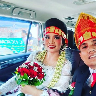 7 Foto Yuni Hutabarat Kakak Brigadir J Gelar Pernikahan Usai Sambo Cs Dihukum