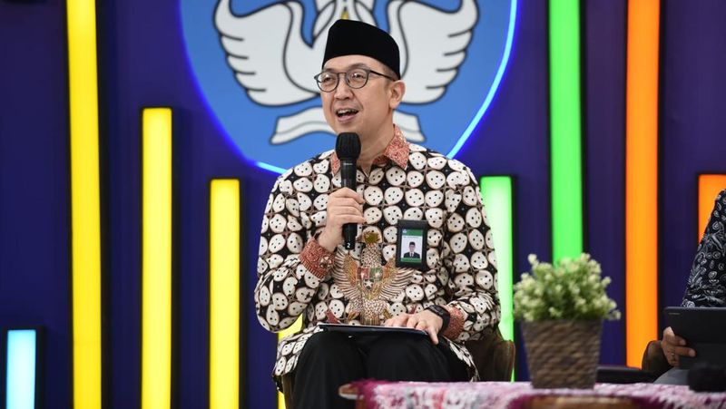 Pendidikan yang berkualitas dan merata di seluruh Indonesia menjadi salah satu upaya mewujudkan Indonesia sebagai negara maju