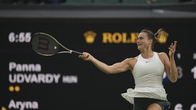 FOTO: Sabalenka Tak Kesulitan di Babak Pertama Wimbledon