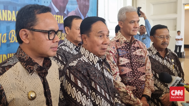 Persatuan Purnawirawan Polri mengatakan Ganjar Pranowo memang sengaja diundang lantaran anak purnawirawan Brimob berpangkat letnan satu.