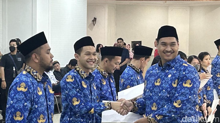 Kemenpora Angkat Atlet jadi PNS Kemenpora Angkat Atlet jadi PNS