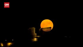 VIDEO: Melihat Indahnya Fenomena Supermoon di Yunani Dan Spanyol