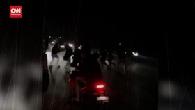 VIDEO: 2 Kelompok Remaja Tawuran, 1 Luka Parah