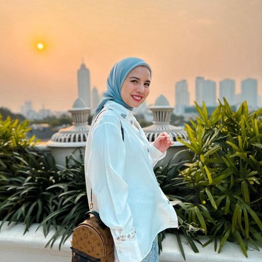 Berapa Omzet Tya Ariestya dari Bisnis Kos-kosan?