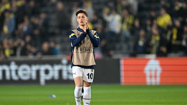 Real Madrid resmi mendapatkan tanda tangan pemain muda 18 tahun asal Turki Arda Guler dengan skema transfer dari Fenerbahce, Kamis (6/7).