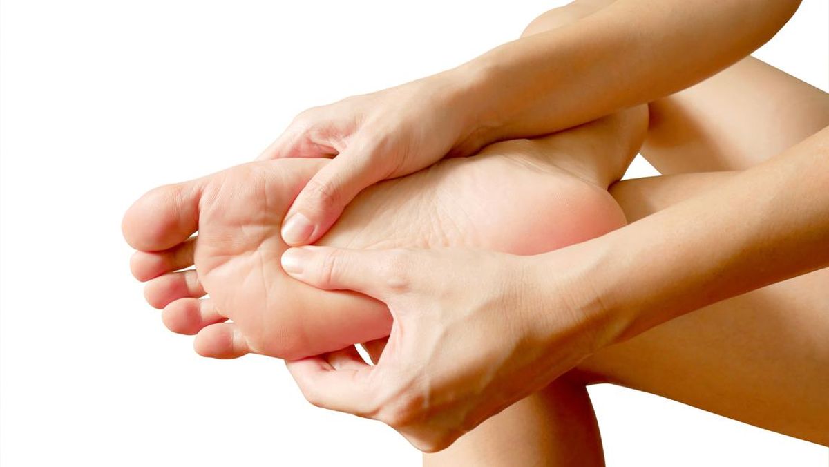 Terasa Sakit di Telapak Kaki? Bisa Jadi 6 Gejala Penyakit Ini