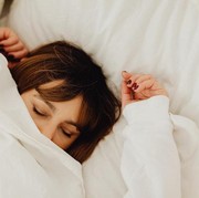 5 Langkah Mudah untuk Tidur dalam Hitungan Menit, Cobain Yuk!