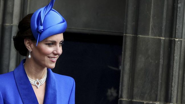 Princess of Wales Kate Middleton merupakan sosok yang tak asing mengenakan pakaian favorit secara berulang. Seperti apa gayanya?