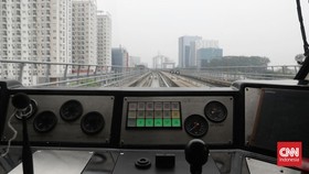FOTO: Menjajal LRT Jabodebek dari Dukuh Atas ke Bekasi