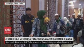VIDEO: Jemaah Haji Meninggal Saat Mendarat di Bandara Juanda