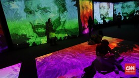 FOTO: Pameran Multisensori Van Gogh Alive Jakarta Siap Dibuka