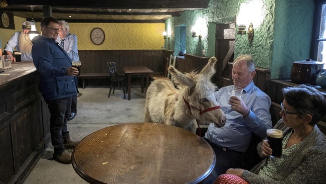 FOTO: Menikmati Pub Rasa Film 'The Banshees of Inisherin' di Irlandia