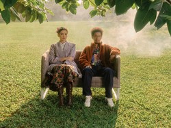 Lirik Lagu Ekspektasi - Aruma dan Raim Laode