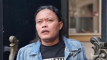 img-title Alasan Sule Enggan Terburu-buru Nikahi Santika Fauzyah: Gue Maunya...