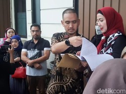 Suka Disindir Keluarga Ferry Irawan, Ini Kata Venna Melinda