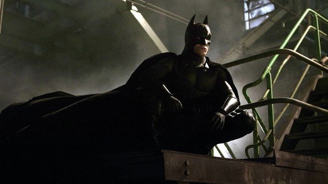 Bioskop Trans TV malam ini, Senin (2/12), akan menayangkan Batman Begins (2005) pada pukul 21.00 WIB.