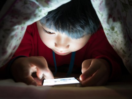 7 Cara Mencegah Anak Kecanduan Game Online, Bunda Perlu Tahu