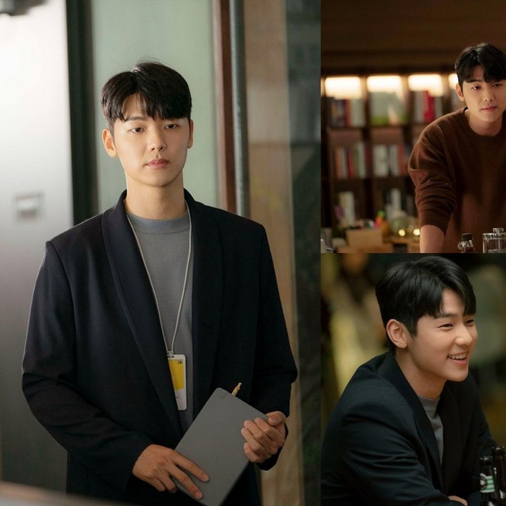 <p>Drama Kang Min Hyuk berikutnya adalah <em>How to Be Thirty</em>, Bunda. Penampilan Min Hyuk dalam drama yang dirilis pada tahun 2021 ini terlihat sangat berbeda saat menjadi siswa di <em>The Heirs</em>, ya? (Foto: Kakao M)<br /><br /><br /></p>