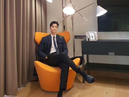 7 Potret Transformasi Kang Min Hyuk, Drakor The Heirs hingga Celebrity