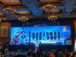 Effendi Simbolon Titip Salam ke Jokowi Lewat Prabowo: Semoga Tuhan Berkenan