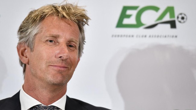 Edwin van der Sar menyampaikan pesan pertamanya melalui Instagram usai lepas dari masa kritis setelah mengalami pendarahan otak pada pekan lalu.