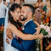 Miliki Jiwa Sosial Tinggi, Pasangan Pengantin Baru Ini Gunakan Uang Pernikahan untuk Bangun Sekolah di Afrika
