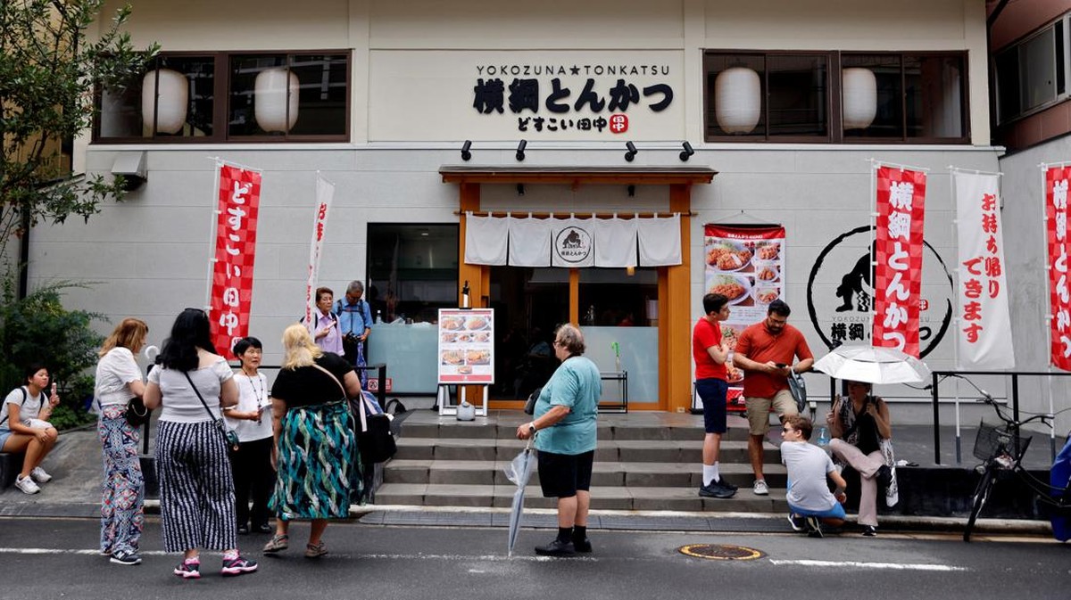 FOTO: Sajian Sumo di Restoran Demi Wisata Tokyo Pulih