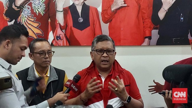 PDIP menolak rencana pemerintah memungut biaya 2,5 persen bayaran dari seluruh pekerja untuk program Tabungan Perumahan Rakyat (Tapera).