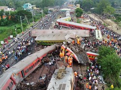India Tangkap 3 Pegawai Pemicu Kecelakaan Kereta yang Tewaskan 275 Orang