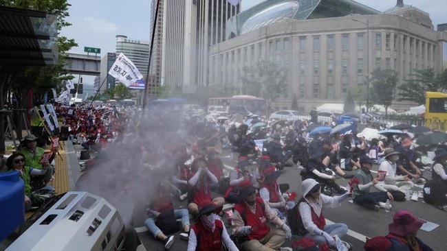 FOTO: Bumi yang Kian Panas, Panas, dan Panas