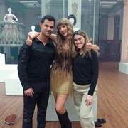Momen Hangat Taylor Swift Reunian dengan Taylor Lautner: Jadi Tamu Spesial di Konser 'Eras Tour' hingga Kameo di Video Klip