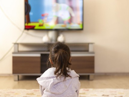 9 Kebiasaan yang Dapat Turunkan Imunitas Anak, Kebanyakan Nonton TV Salah Satunya