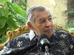 Pendapat Quraish Shihab soal Hukum Memberikan Ucapan Selamat Natal