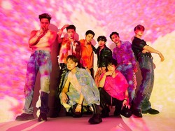 EXO Gelar Pesta Rahasia di MV Cream Soda