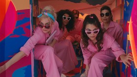 America Ferrera Cerita Adegan Menyentuh dalam Film Barbie