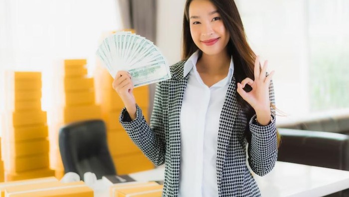 Bongkar Rahasia Perempuan Cerdas Kelola Uang, Nabung Rp5 Ribu-Tahan 'Godaan' Barang Diskon