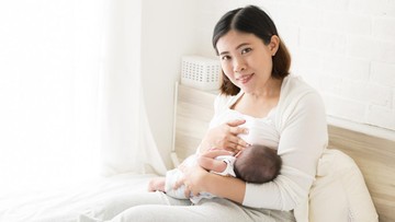 MANFAAT LUAR BIASA ASI BAGI BUNDA DAN SI KECIL