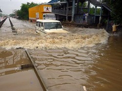 15 Orang Tewas Akibat Banjir dan Tanah Longsor di India