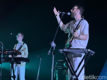 Lirik Lagu it's only ever been you - HONNE