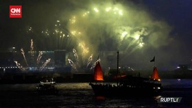 VIDEO: Pesta Kembang Api Meriahkan Pembukaan Harbour Chill Carnival